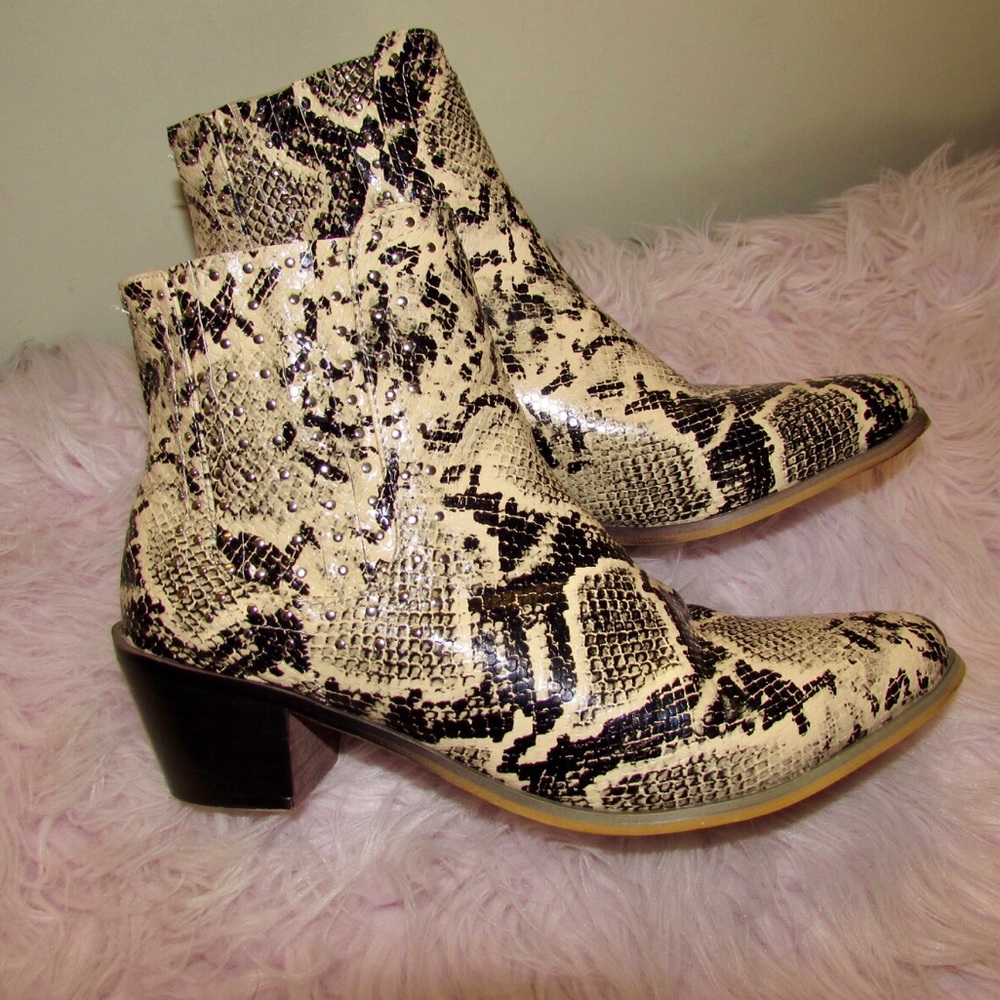 Snake Skin Print Booties